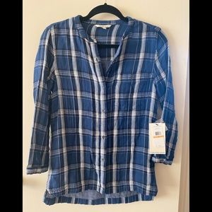 NWT Calvin Klein Button Up Top